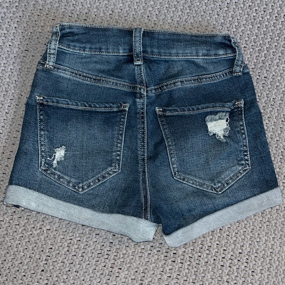 SO brand jean shorts, color blue, size 1/25 - Picture 2 of 4